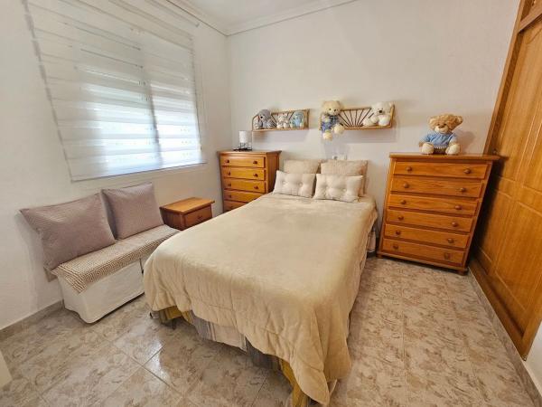 Chalet adosado en calle de Creta