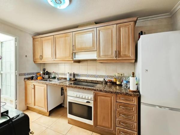 Casa independiente en avenida de Noruega