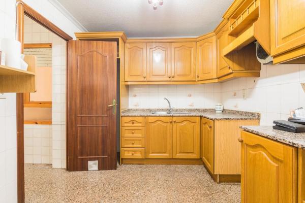 Piso en Barrio Raval de Santa Teresa-El Asilo