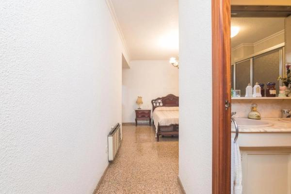 Piso en Barrio Raval de Santa Teresa-El Asilo