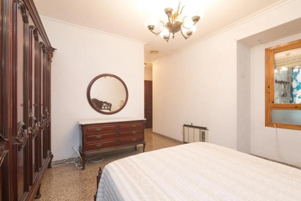 Piso en Barrio Raval de Santa Teresa-El Asilo