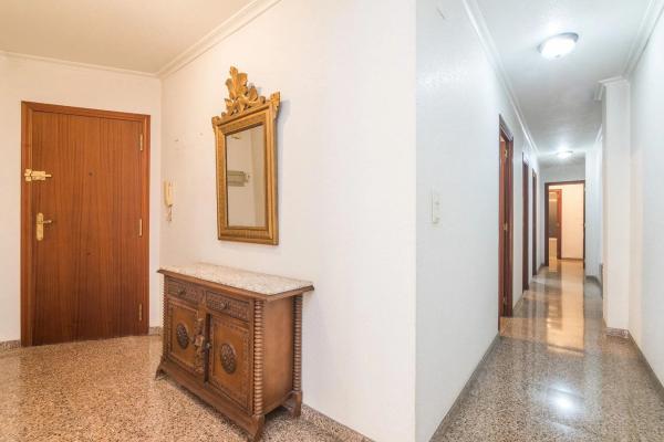 Piso en Barrio Raval de Santa Teresa-El Asilo