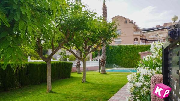 Casa independiente en calle Canarias