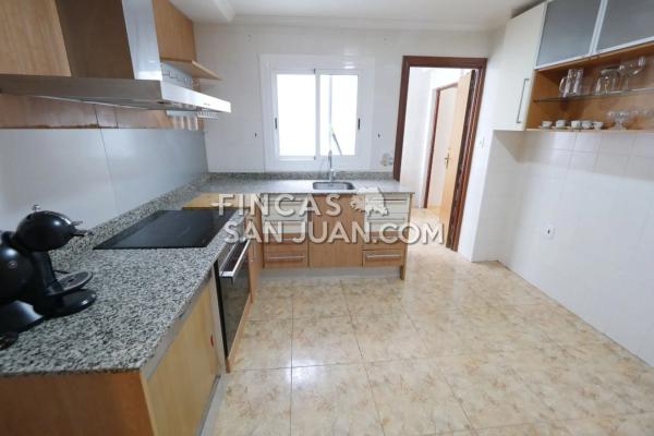 Piso en Barrio Pont Nou-Corazón de Jesús