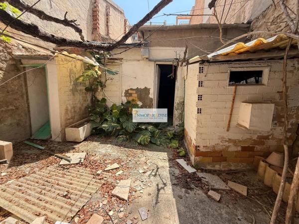 Casa independiente en calle Cervantes