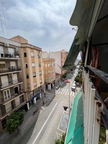 Piso en calle Reina Victoria, 56