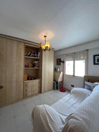 Piso en calle Reina Victoria, 56