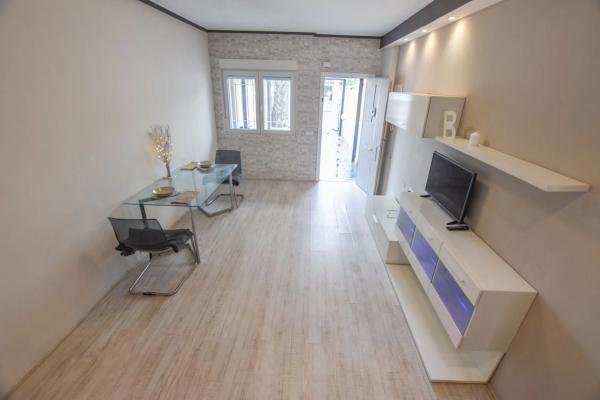 Chalet adosado en calle Islas Canarias, 1