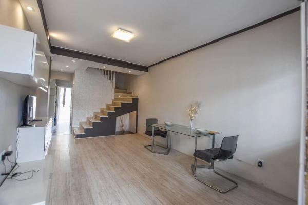 Chalet adosado en calle Islas Canarias, 1