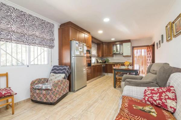 Casa independiente en camino de Montfort, 28