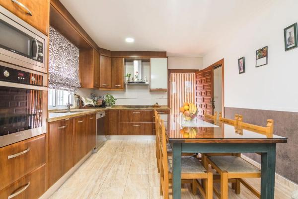 Casa independiente en camino de Montfort, 28