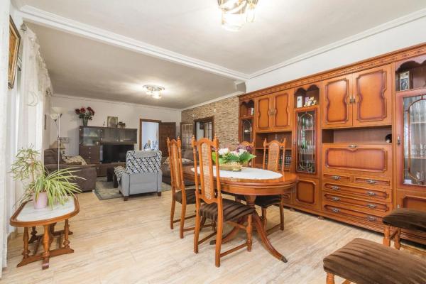 Casa independiente en camino de Montfort, 28