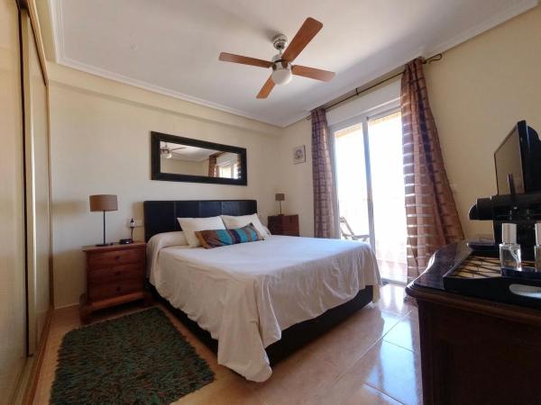 Chalet en Arenales del Sol