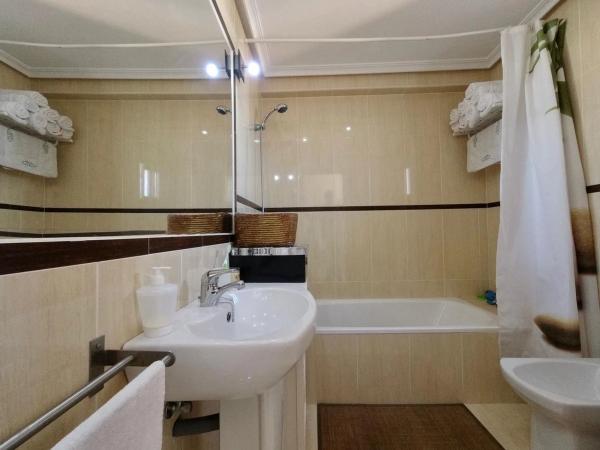 Chalet en Arenales del Sol