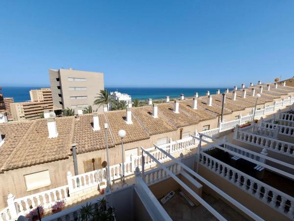 Chalet en Arenales del Sol