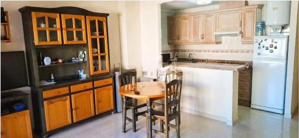 Piso en Arenales del Sol