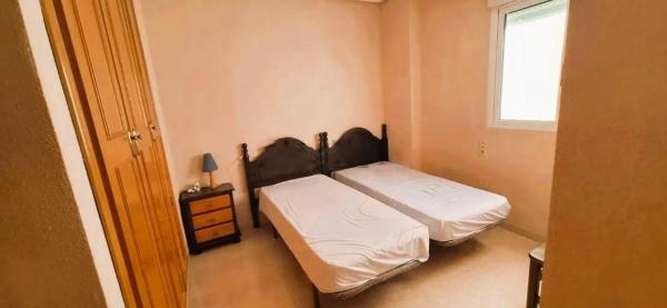 Piso en Arenales del Sol