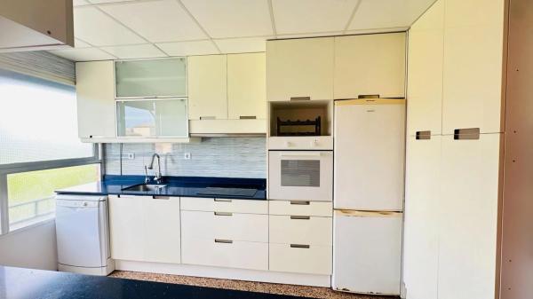 Piso en calle Francisco Tomás y Valiente