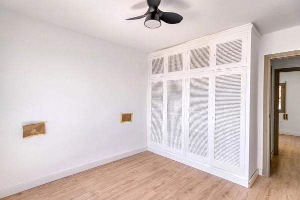 Ático en avenida Catalanet