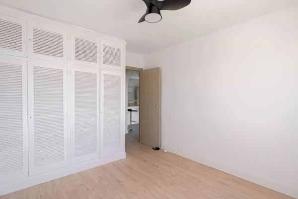 Ático en avenida Catalanet