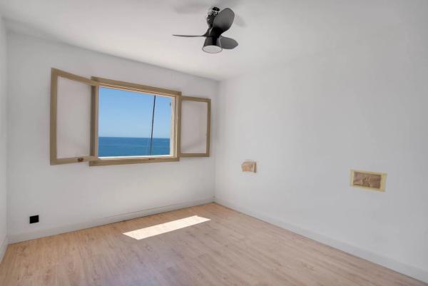 Ático en avenida Catalanet