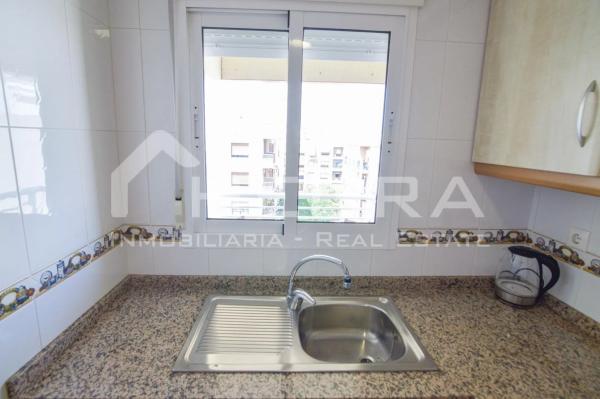 Piso en avenida Alegria, 66