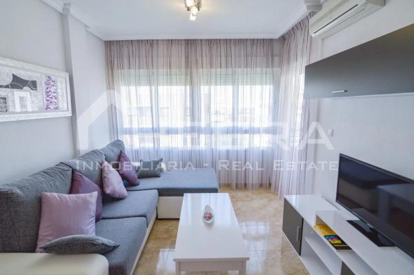 Piso en avenida Alegria, 66