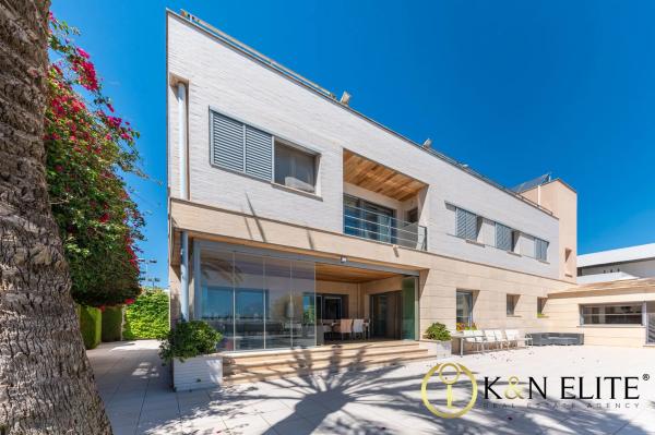 Casa independiente en calle Moixent, 25