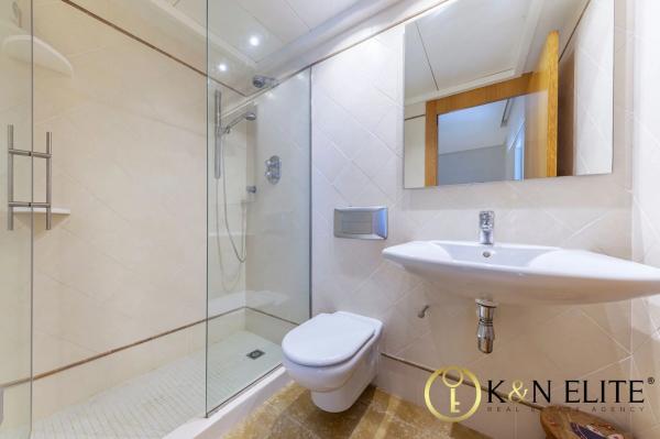 Casa independiente en calle Moixent, 25