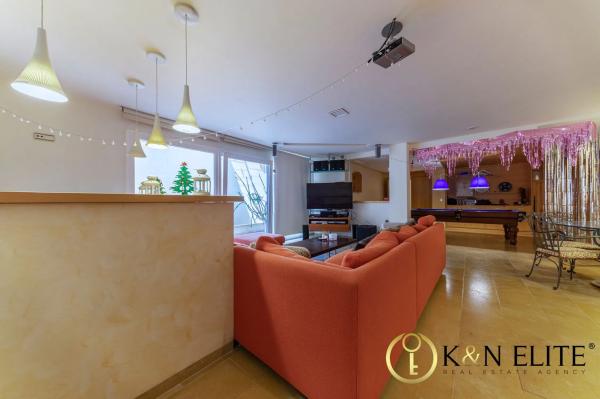 Casa independiente en calle Moixent, 25