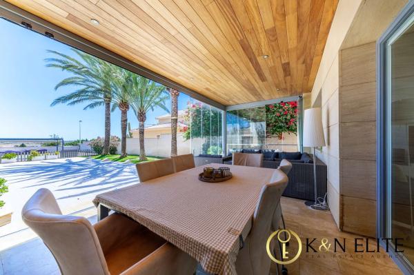 Casa independiente en calle Moixent, 25