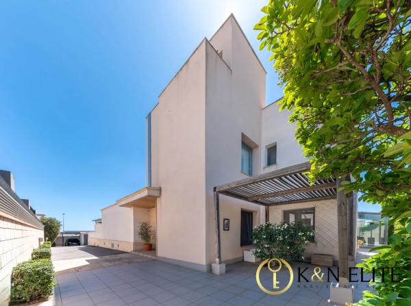 Casa independiente en calle Moixent, 25