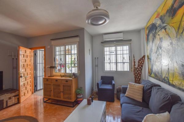 Chalet adosado en avenida D'Escandinàvia, 23