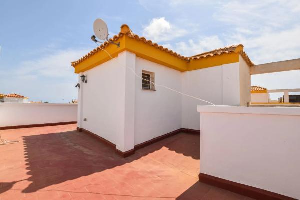 Chalet adosado en avenida D'Escandinàvia, 23