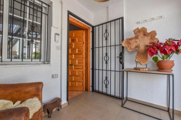 Chalet adosado en avenida D'Escandinàvia, 23