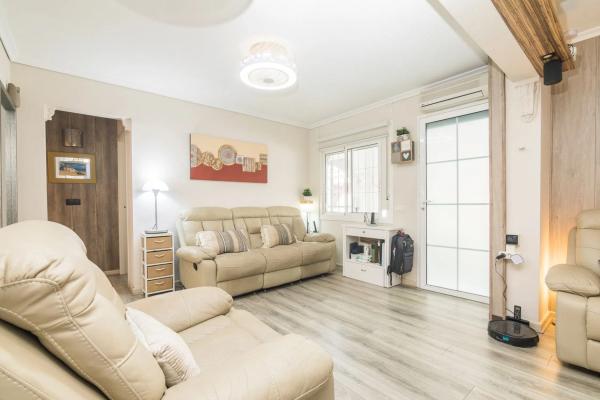 Chalet adosado en calle Canarias s/n