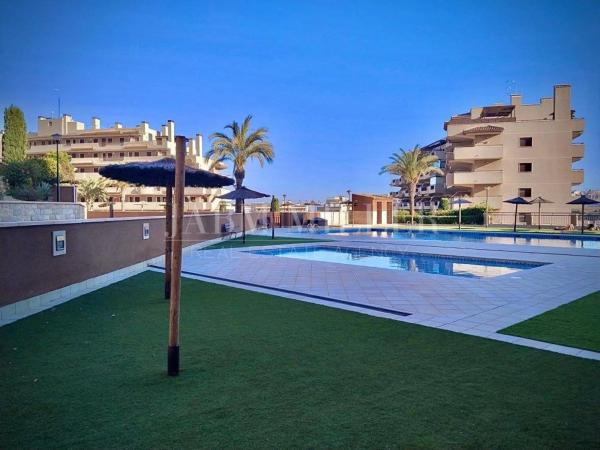 Piso en Arenales del Sol