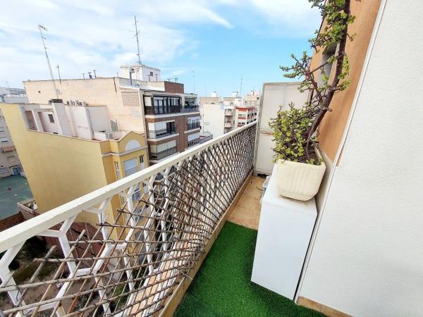 Ático en Barrio Pont Nou-Corazón de Jesús