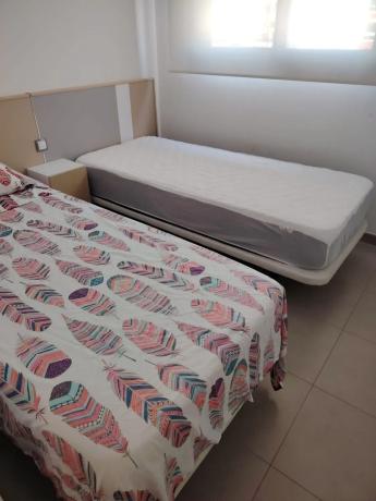 Piso en avenida Costa Blanca, 19