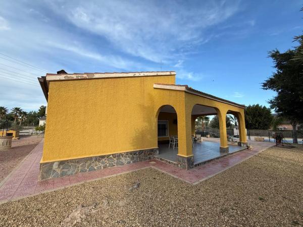 Casa independiente en Partida Algoda