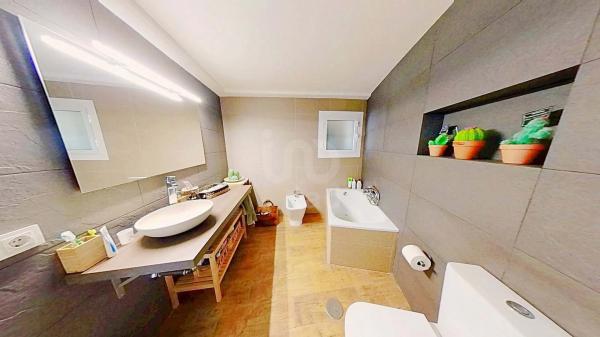 Chalet en Santa Ana, 1200