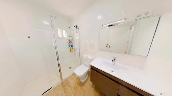 Chalet en Santa Ana, 1200