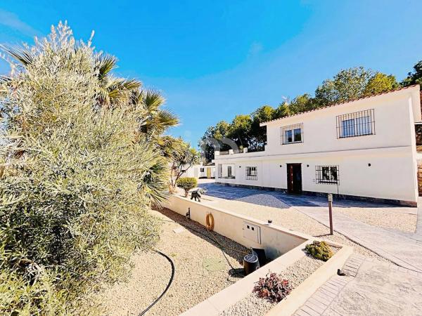 Chalet en Santa Ana, 1200