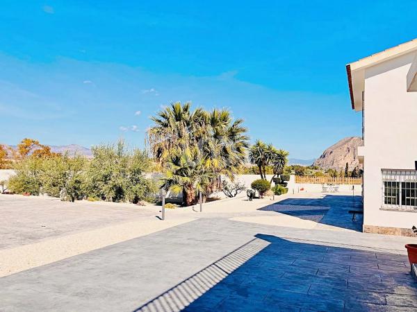 Chalet en Santa Ana, 1200