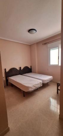 Piso en calle Tabarca, 5