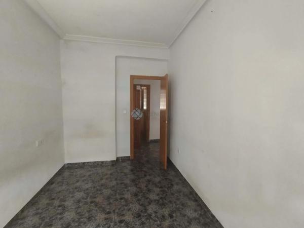 Piso en calle Monserrate Guilabert Valero