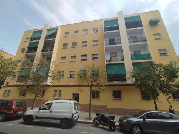 Piso en calle Monserrate Guilabert Valero