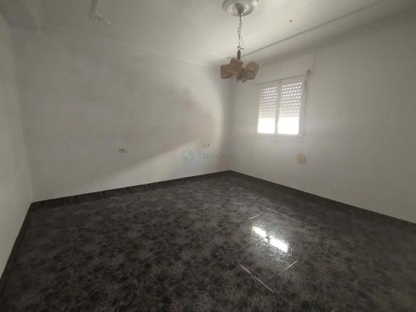 Piso en calle Monserrate Guilabert Valero