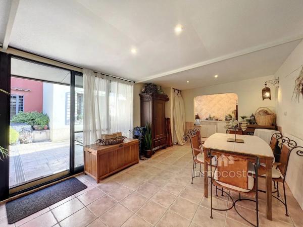 Casa independiente en Partida la Marina