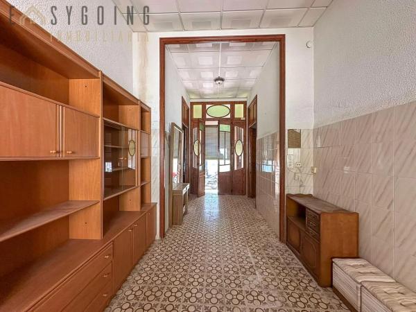 Casa independiente en calle Vicente Salinas